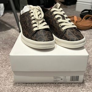 Calvin Klein Women’s Michaela 2 Sneakers Size 7M